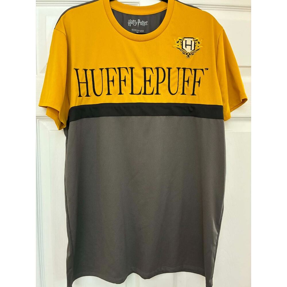 Harry Potter Hufflepuff Shirt Mens‎ XL Yellow Gray Short Sleeve Athletic Graphic